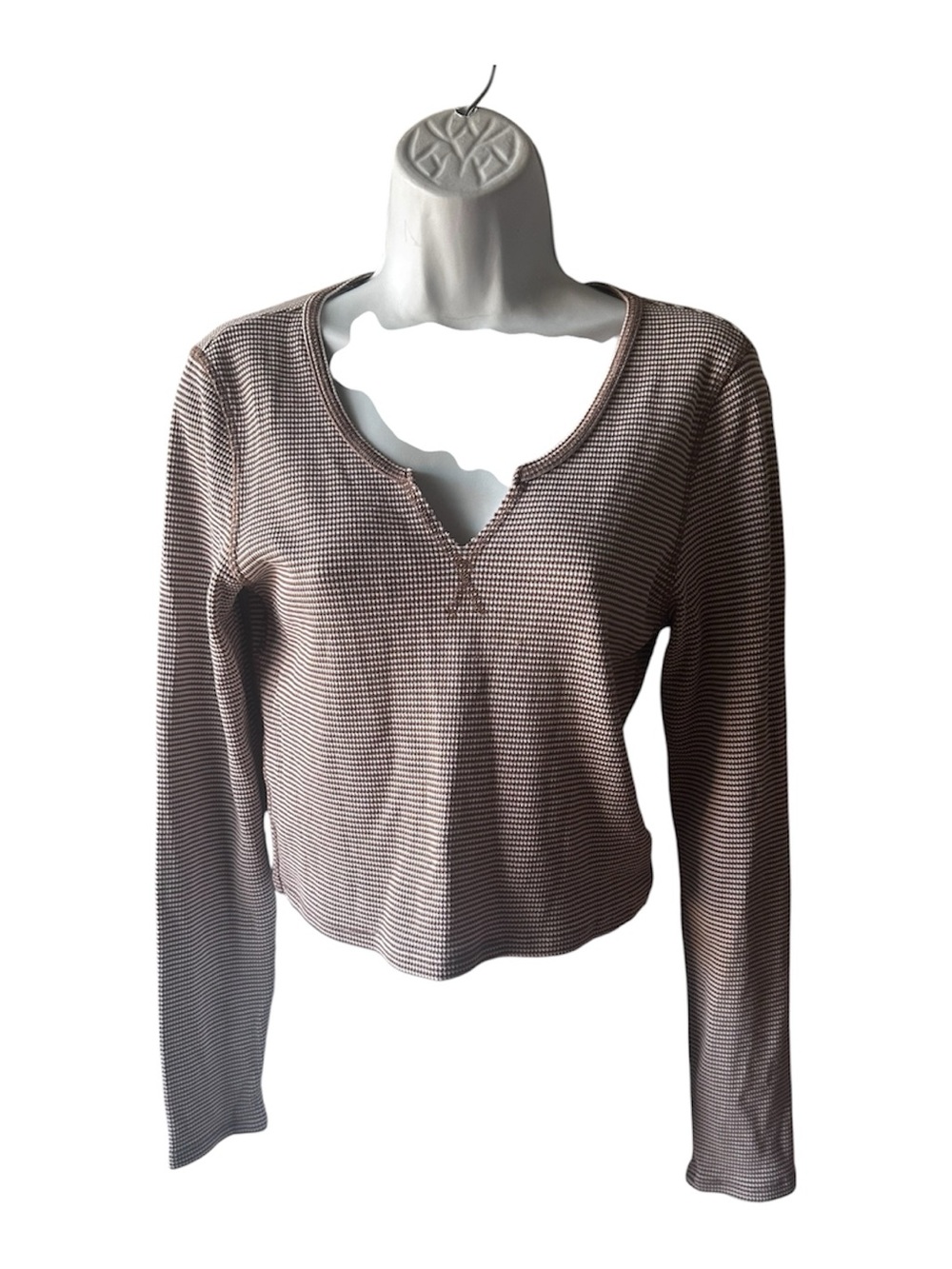 American Eagle Waffle Knit Brown Check Notch V Neck Top Size M Style